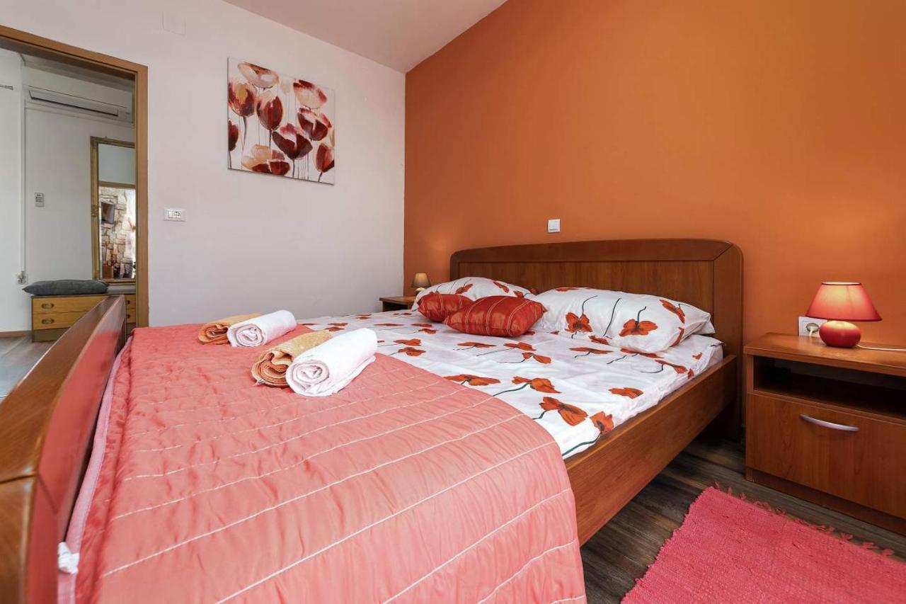 Villa Casa Ana Milena Porec Esterno foto